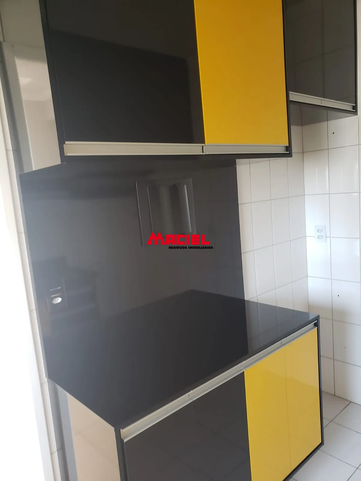 Alugar Apartamento / Padr&atilde;o em S&atilde;o Jos&eacute; dos Campos R$ 3.200,00 - Foto 9
