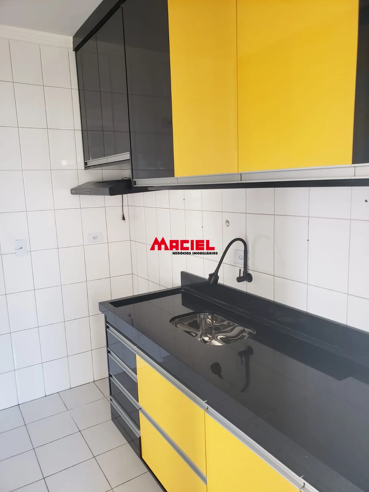Alugar Apartamento / Padr&atilde;o em S&atilde;o Jos&eacute; dos Campos R$ 3.200,00 - Foto 10