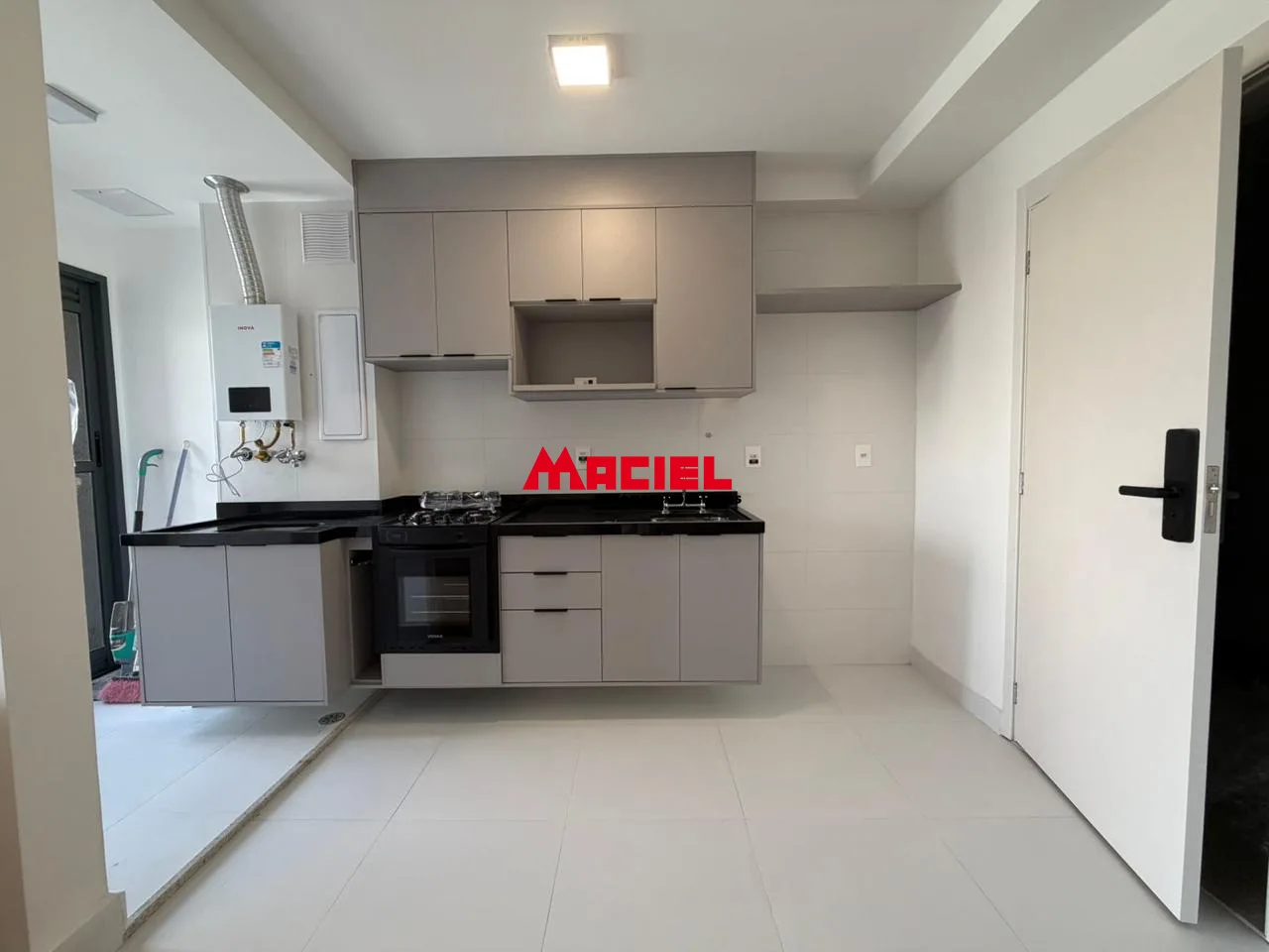 Alugar Apartamento / Mobiliado em S&atilde;o Jos&eacute; dos Campos R$ 4.000,00 - Foto 5