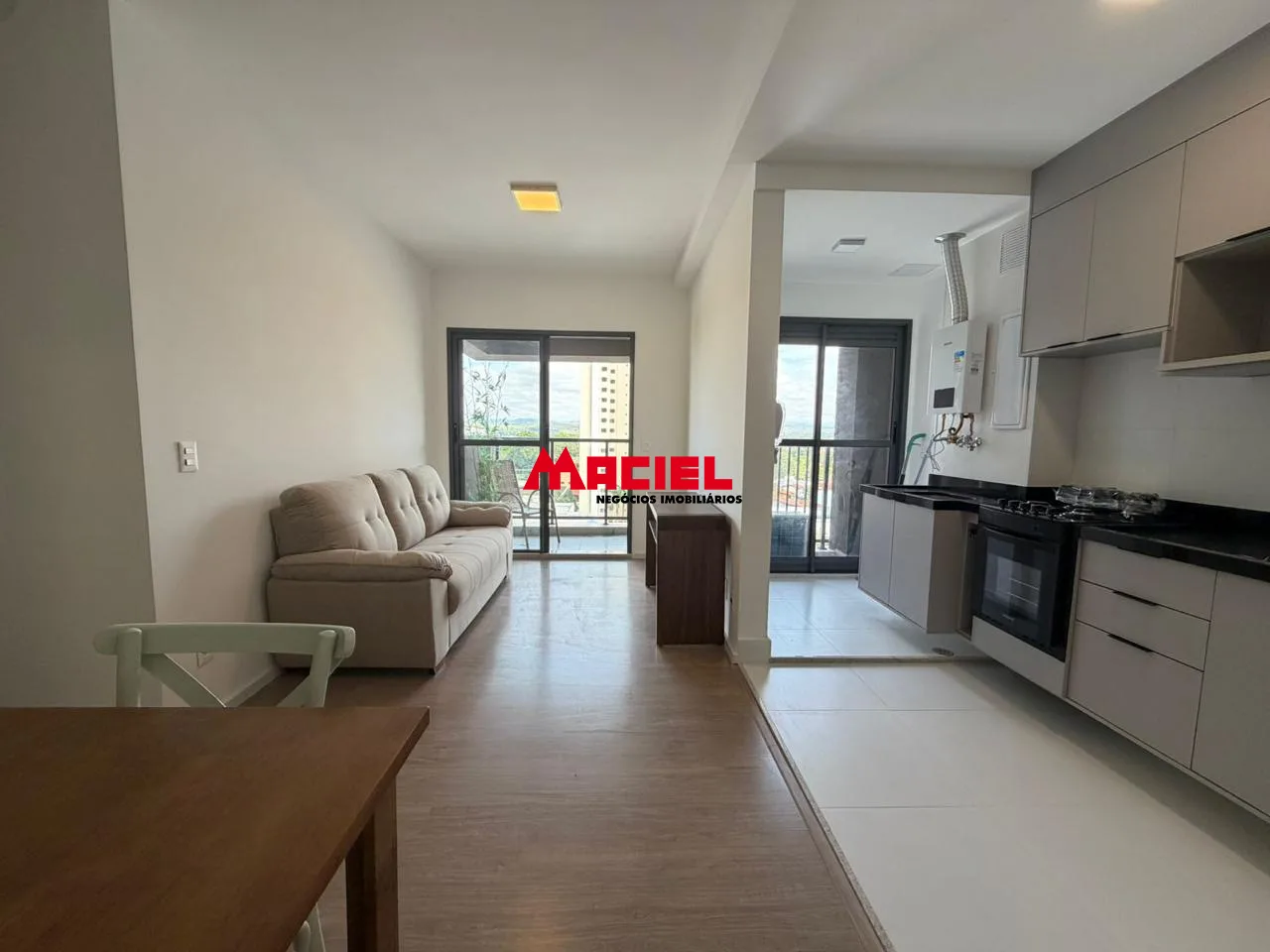 Alugar Apartamento / Mobiliado em S&atilde;o Jos&eacute; dos Campos R$ 4.000,00 - Foto 7
