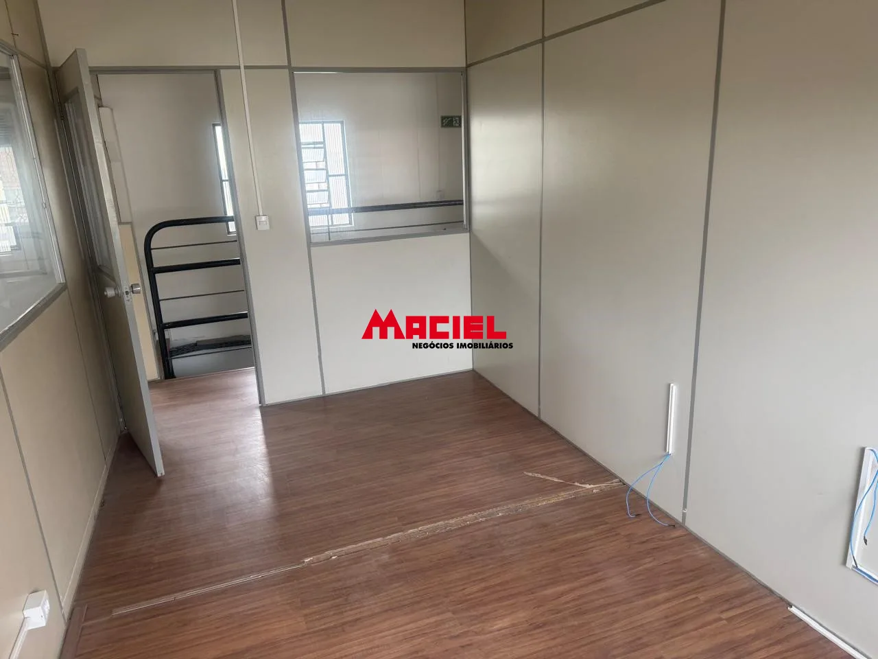 Alugar Comercial / Galp&atilde;o em S&atilde;o Jos&eacute; dos Campos R$ 13.000,00 - Foto 6