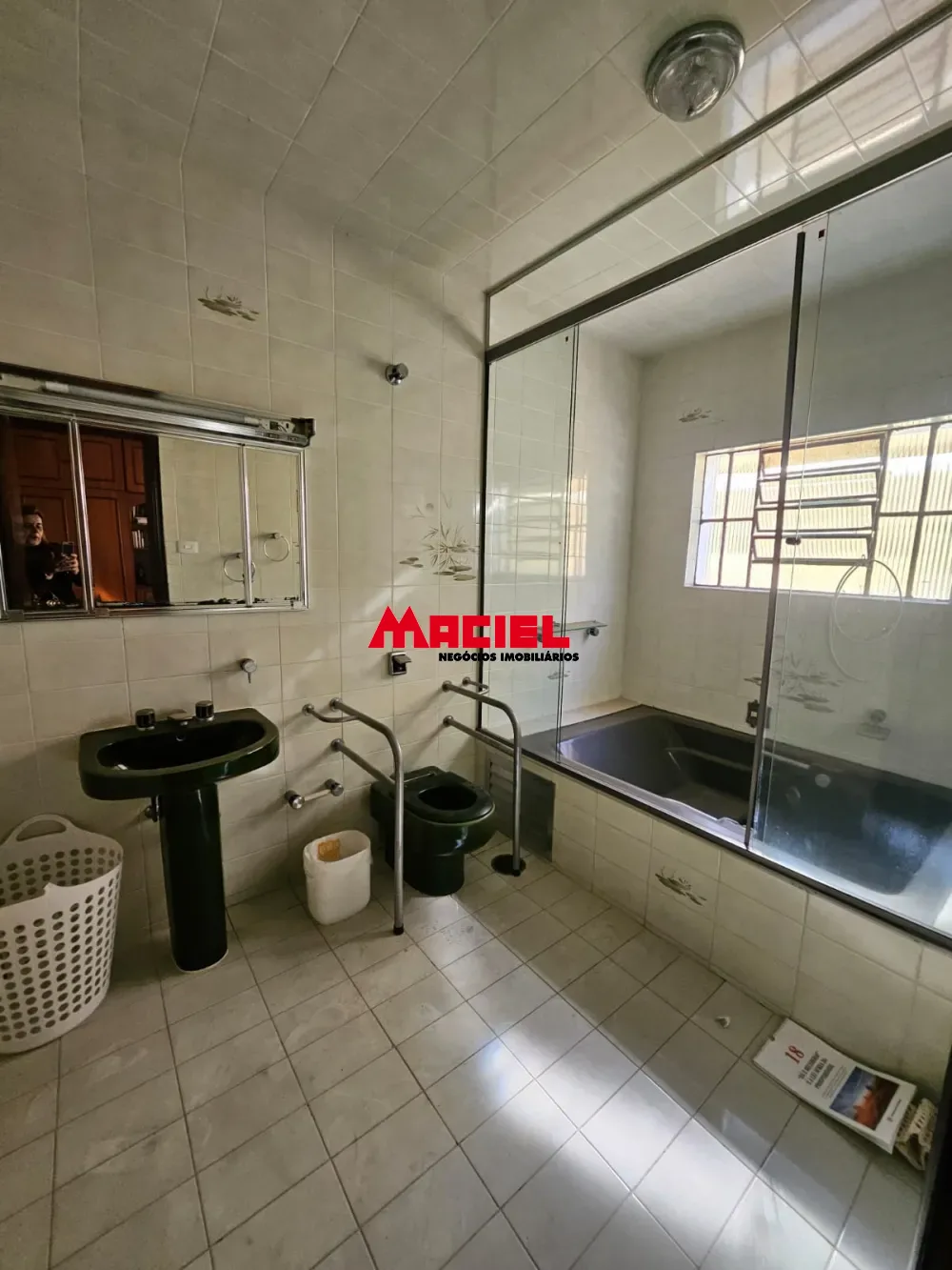 Comprar Comercial / Pr&eacute;dio em S&atilde;o Jos&eacute; dos Campos R$ 2.100.000,00 - Foto 42