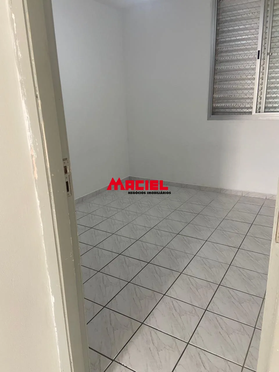 Alugar Apartamento / Padr&atilde;o em S&atilde;o Jos&eacute; dos Campos R$ 2.000,00 - Foto 11
