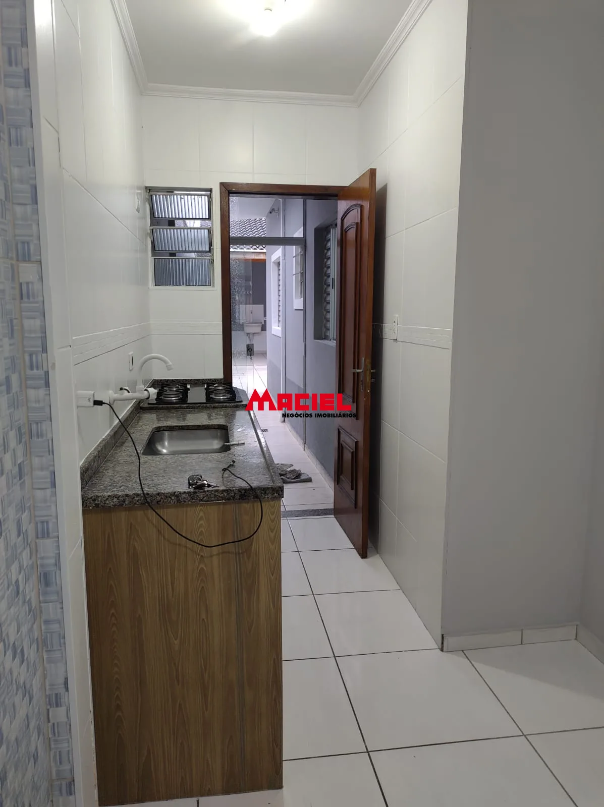 Alugar Casa / Padr&atilde;o em S&atilde;o Jos&eacute; dos Campos R$ 2.100,00 - Foto 6