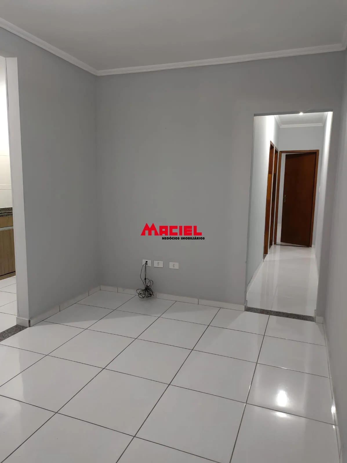 Alugar Casa / Padr&atilde;o em S&atilde;o Jos&eacute; dos Campos R$ 2.100,00 - Foto 9