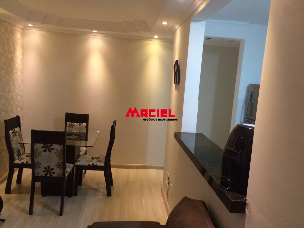 Comprar Apartamento / Padr&atilde;o em S&atilde;o Jos&eacute; dos Campos R$ 350.000,00 - Foto 2