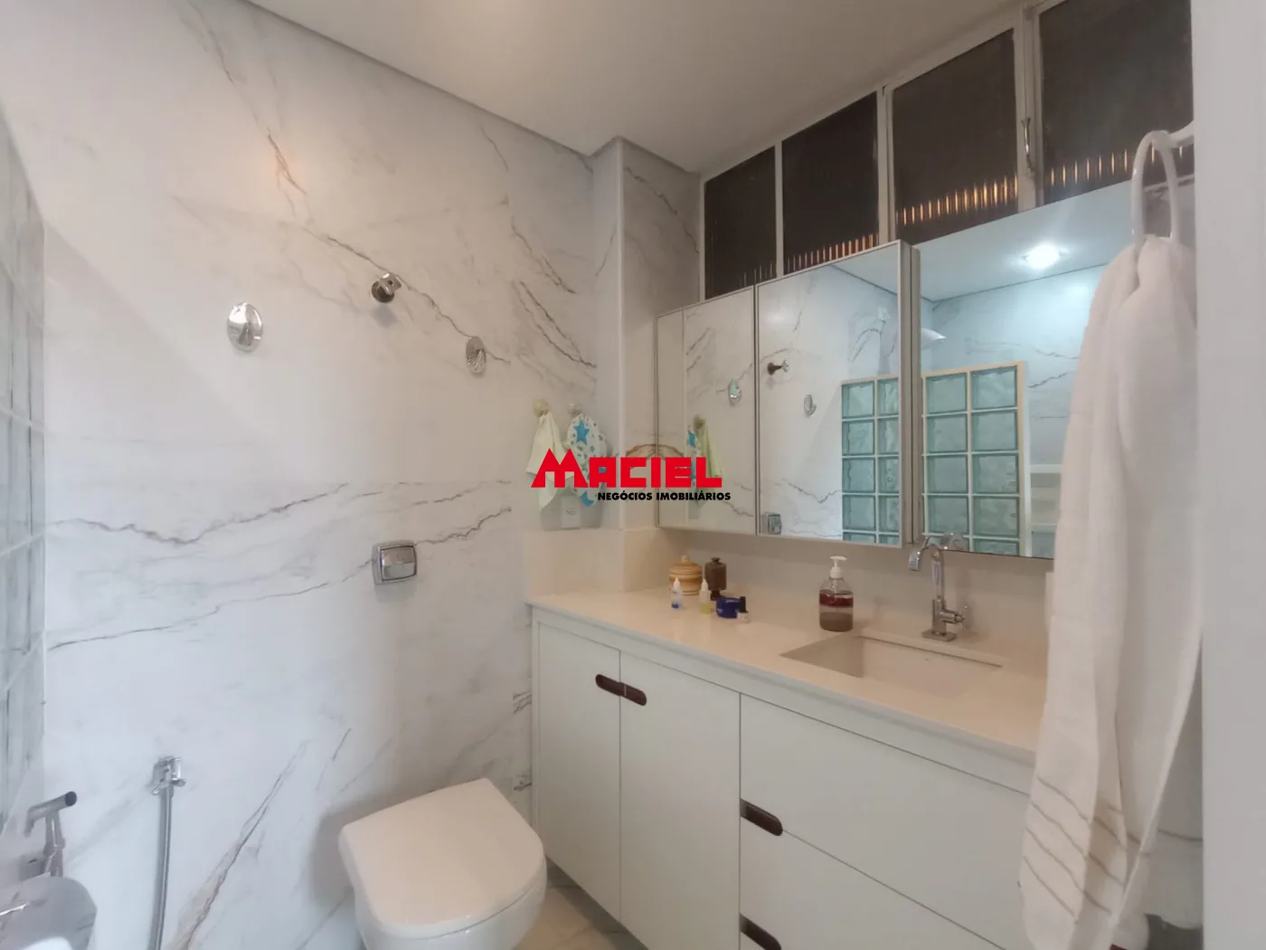 Comprar Apartamento / Padr&atilde;o em S&atilde;o Jos&eacute; dos Campos R$ 580.000,00 - Foto 11