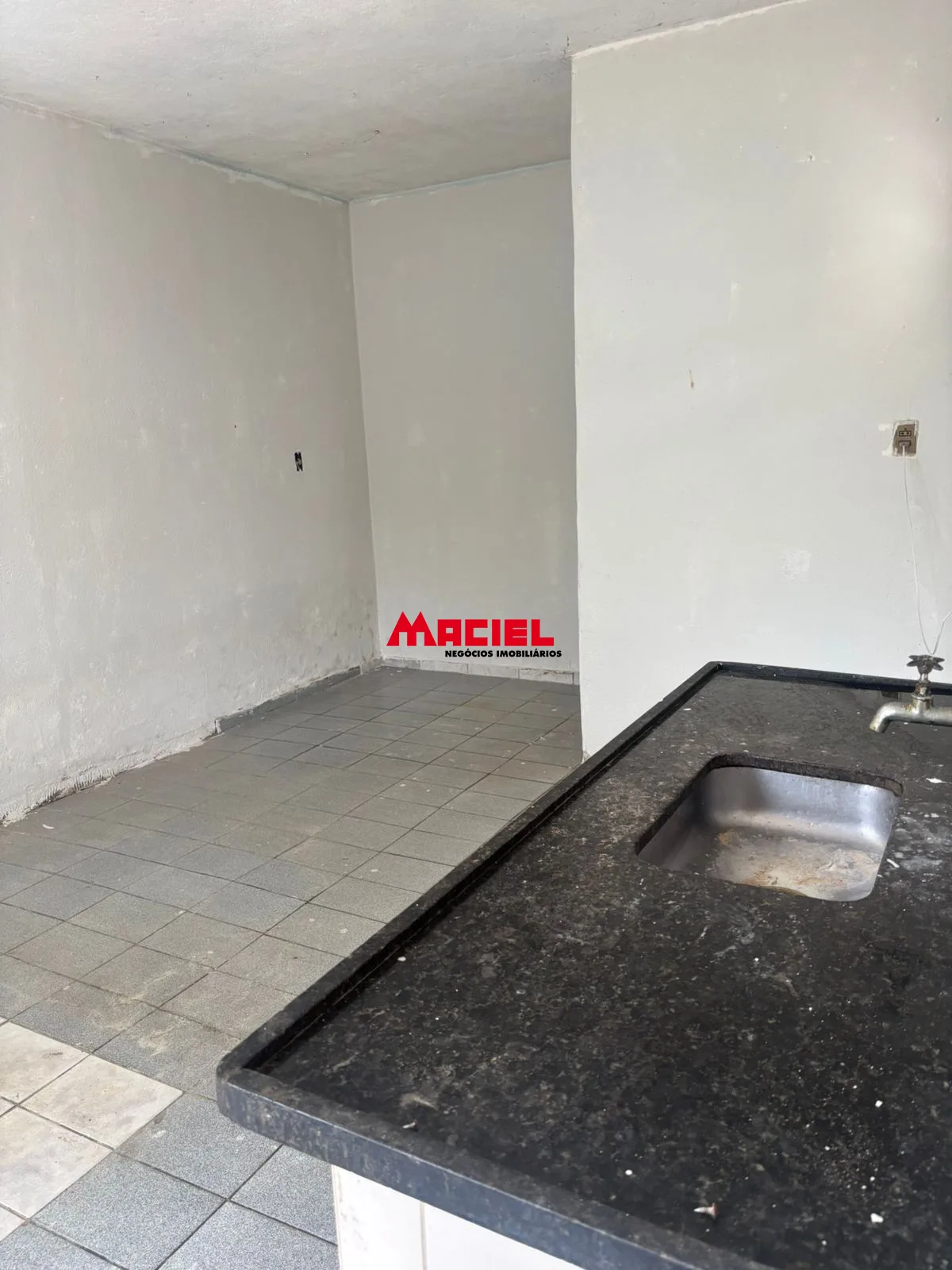 Comprar Casa / Padr&atilde;o em S&atilde;o Jos&eacute; dos Campos R$ 160.000,00 - Foto 5