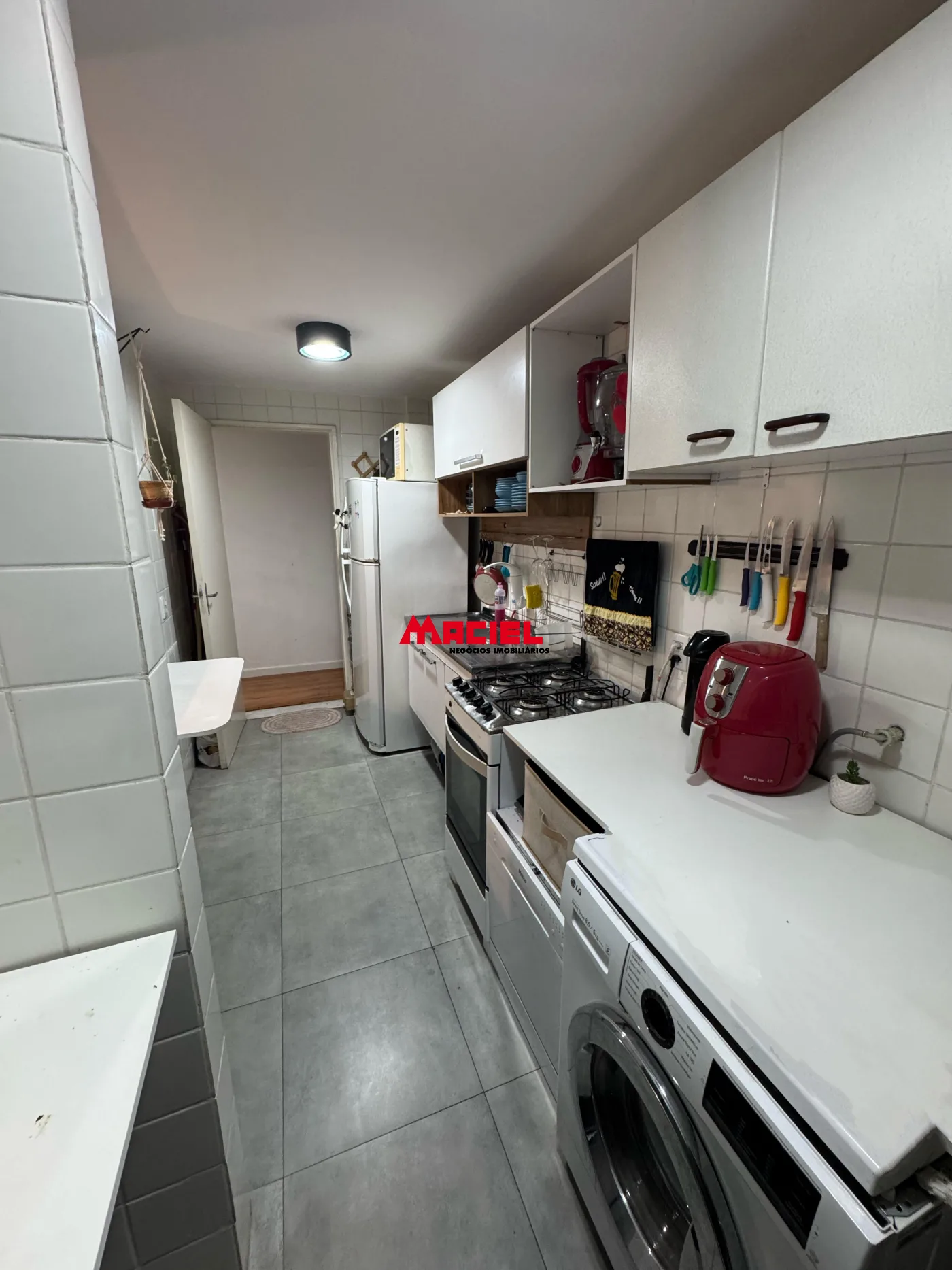 Alugar Apartamento / Padr&atilde;o em S&atilde;o Jos&eacute; dos Campos R$ 2.900,00 - Foto 4