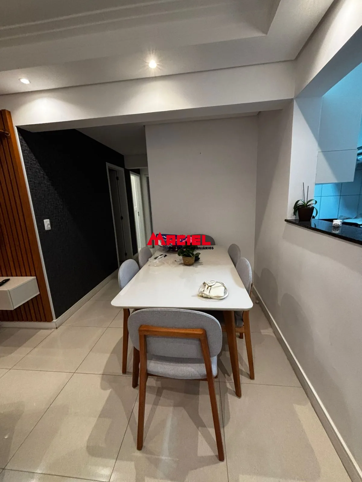 Alugar Apartamento / Padr&atilde;o em S&atilde;o Jos&eacute; dos Campos R$ 2.800,00 - Foto 5