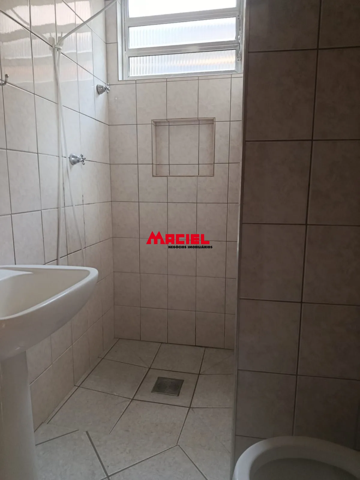 Comprar Casa / Padr&atilde;o em S&atilde;o Jos&eacute; dos Campos R$ 1.180.000,00 - Foto 17