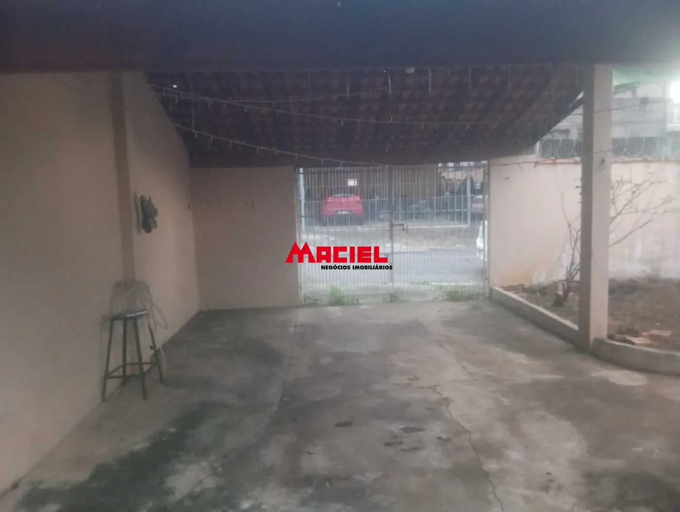 Comprar Casa / Padr&atilde;o em S&atilde;o Jos&eacute; dos Campos R$ 400.000,00 - Foto 1