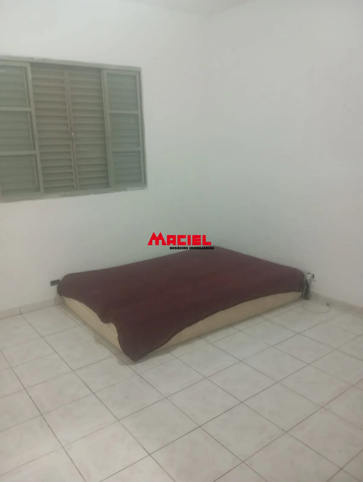 Comprar Casa / Padr&atilde;o em S&atilde;o Jos&eacute; dos Campos R$ 400.000,00 - Foto 17