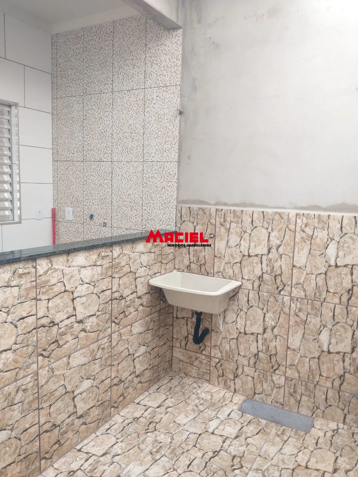 Alugar Casa / Padr&atilde;o em S&atilde;o Jos&eacute; dos Campos R$ 2.300,00 - Foto 11