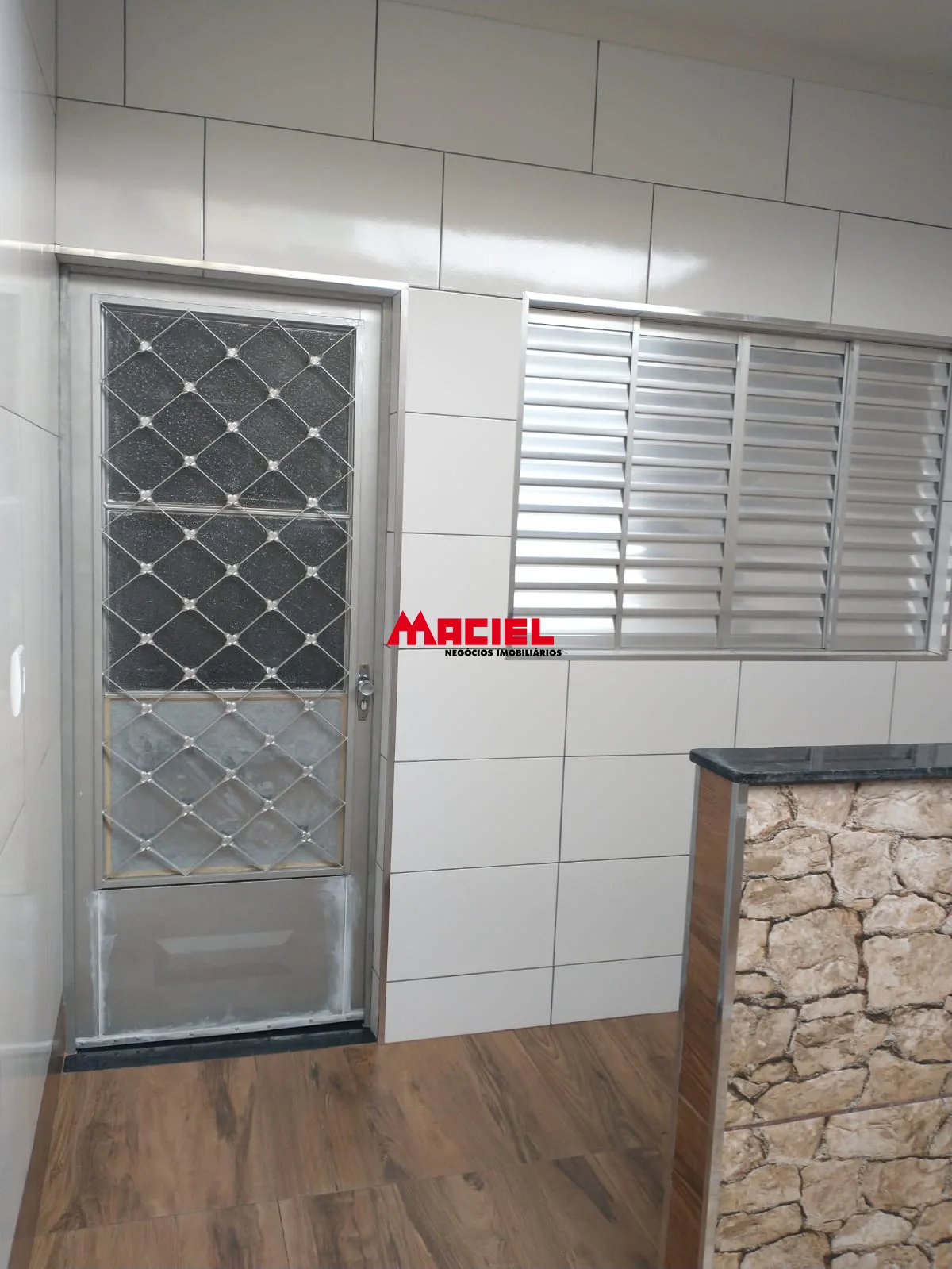 Alugar Casa / Padr&atilde;o em S&atilde;o Jos&eacute; dos Campos R$ 2.300,00 - Foto 13