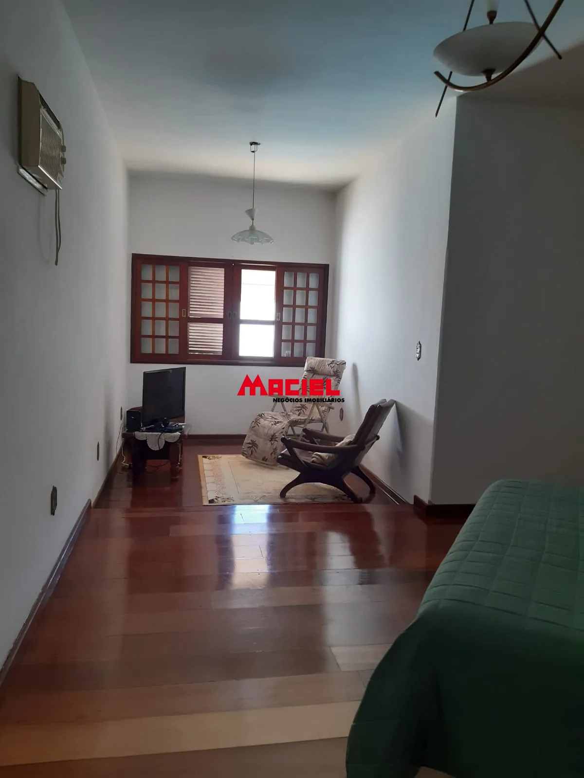 Comprar Casa / Padr&atilde;o em Ca&ccedil;apava R$ 1.100.000,00 - Foto 6