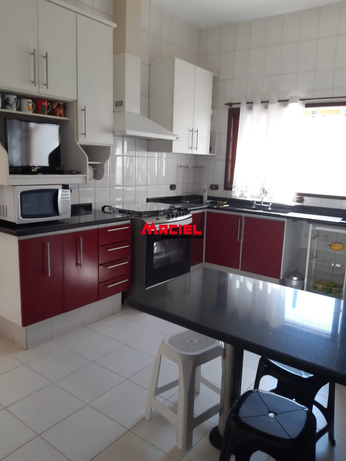 Comprar Casa / Padr&atilde;o em Ca&ccedil;apava R$ 1.100.000,00 - Foto 43