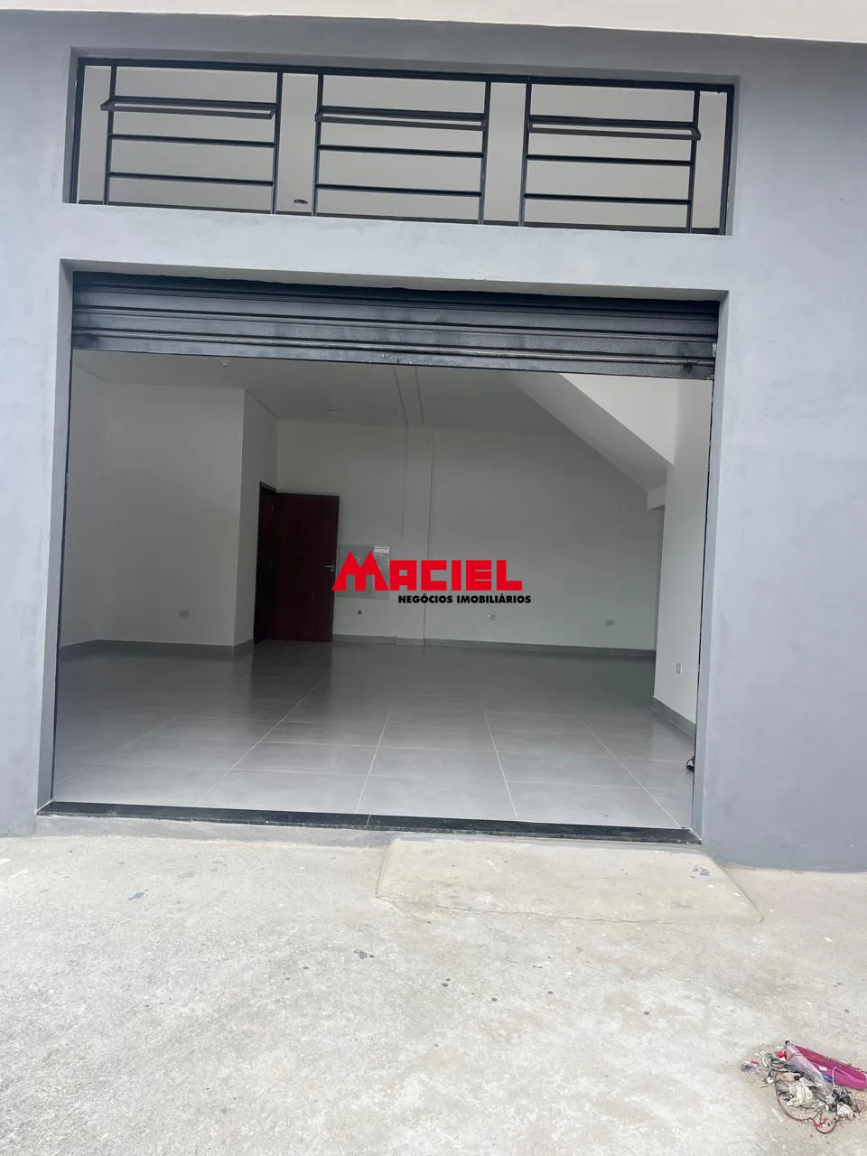 Alugar Comercial / Ponto Comercial em S&atilde;o Jos&eacute; dos Campos R$ 2.500,00 - Foto 1