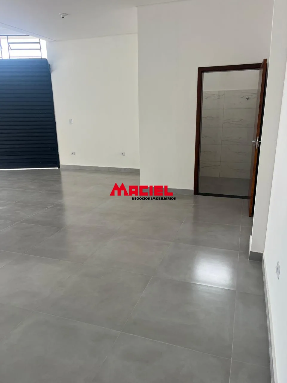 Alugar Comercial / Ponto Comercial em S&atilde;o Jos&eacute; dos Campos R$ 2.500,00 - Foto 6