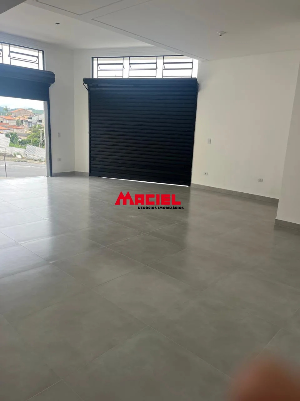 Alugar Comercial / Ponto Comercial em S&atilde;o Jos&eacute; dos Campos R$ 2.500,00 - Foto 7