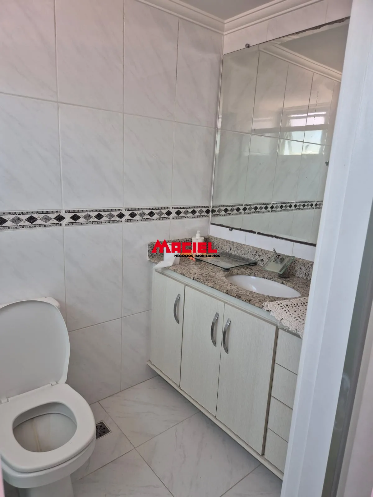 Comprar Apartamento / Padr&atilde;o em Jacare&iacute; R$ 725.000,00 - Foto 23