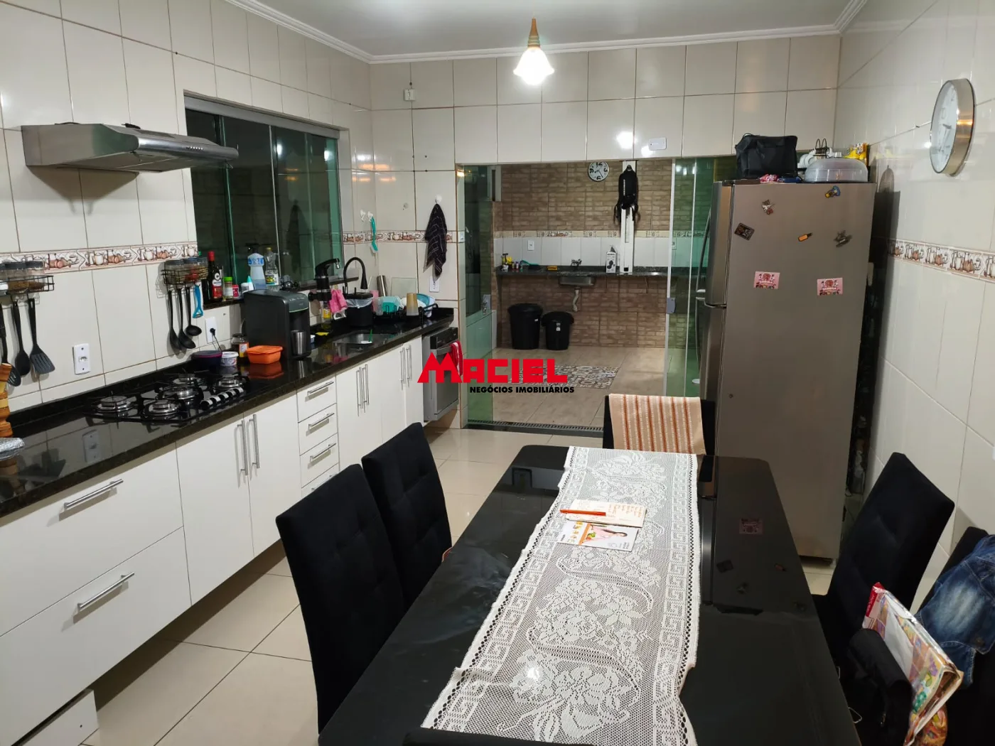 Comprar Casa / Sobrado em S&atilde;o Jos&eacute; dos Campos R$ 750.000,00 - Foto 3