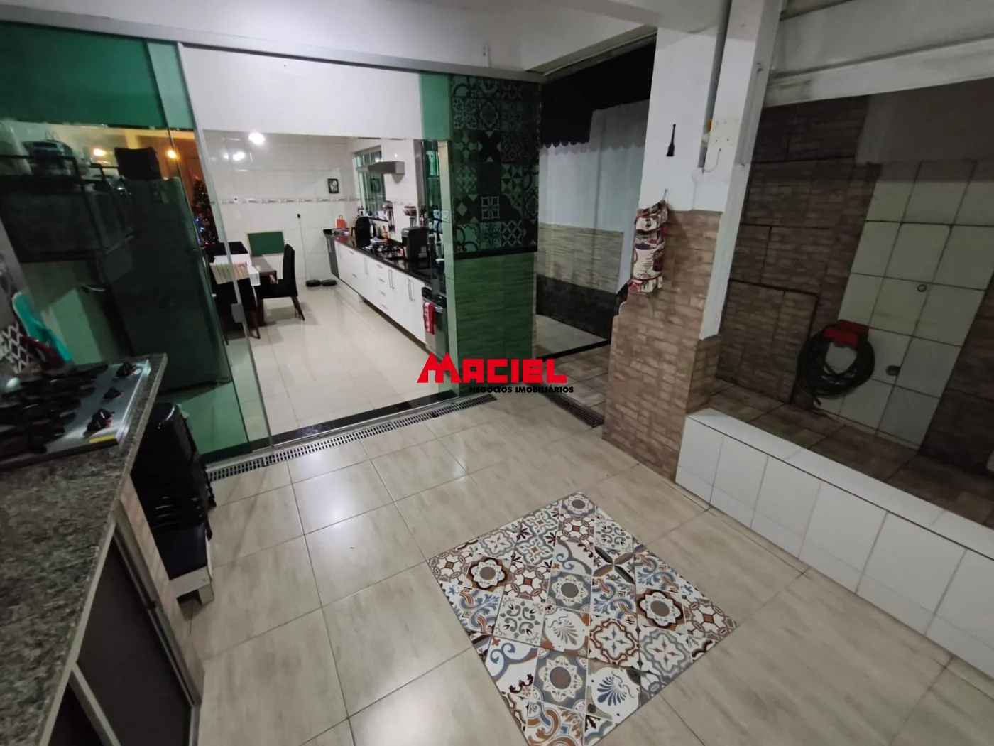 Comprar Casa / Sobrado em S&atilde;o Jos&eacute; dos Campos R$ 750.000,00 - Foto 2