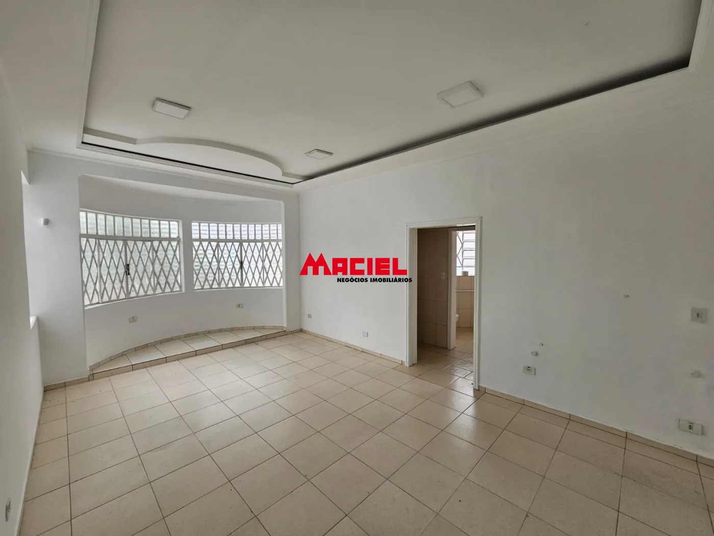 Alugar Comercial / Ponto Comercial em Jacare&iacute; R$ 26.000,00 - Foto 7