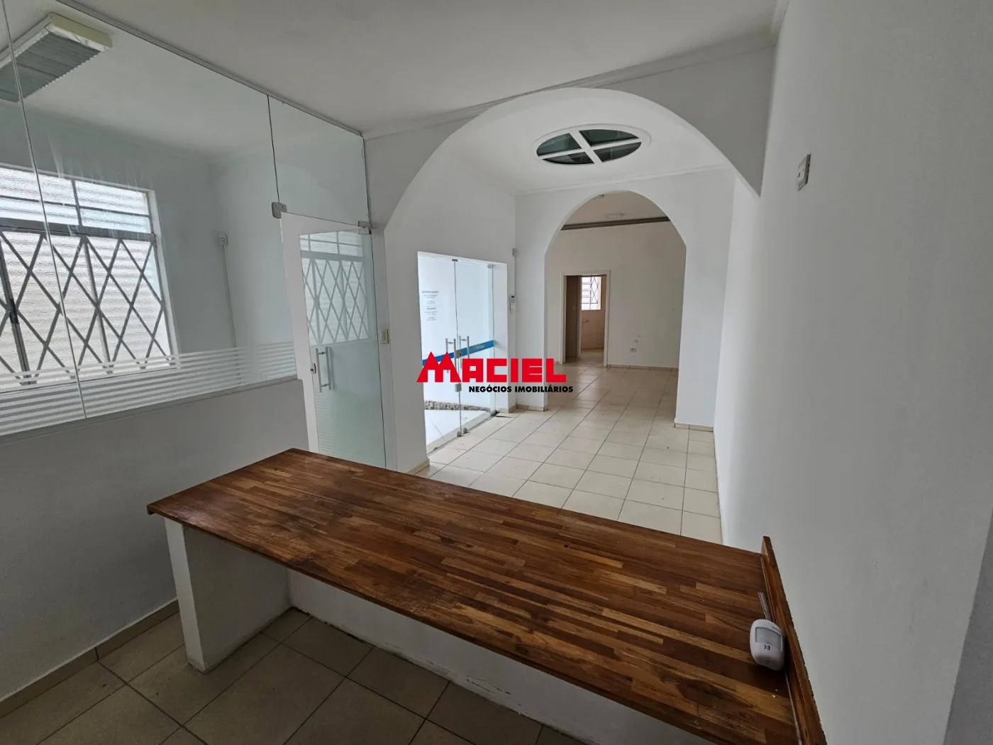 Alugar Comercial / Ponto Comercial em Jacare&iacute; R$ 26.000,00 - Foto 10