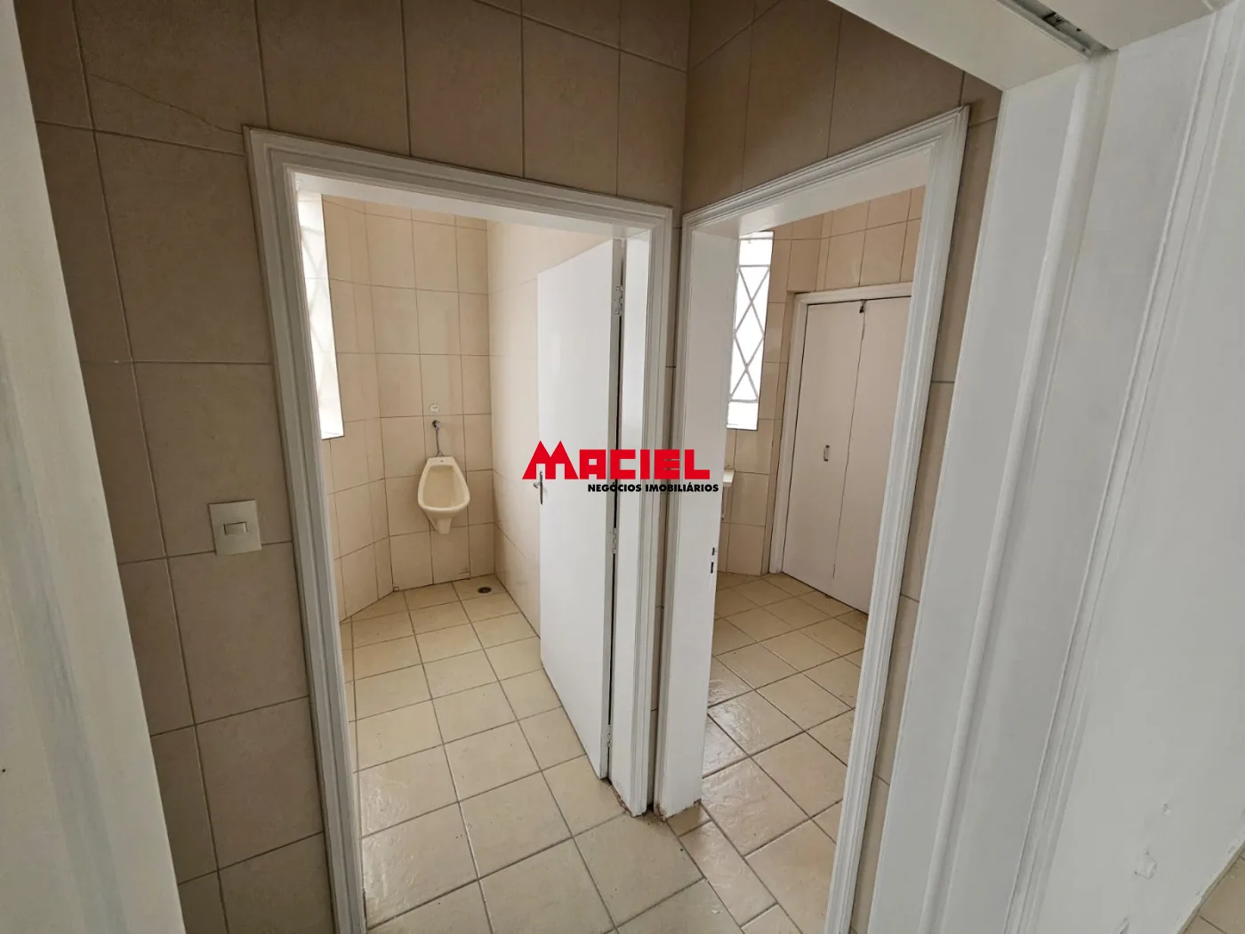 Alugar Comercial / Ponto Comercial em Jacare&iacute; R$ 26.000,00 - Foto 14