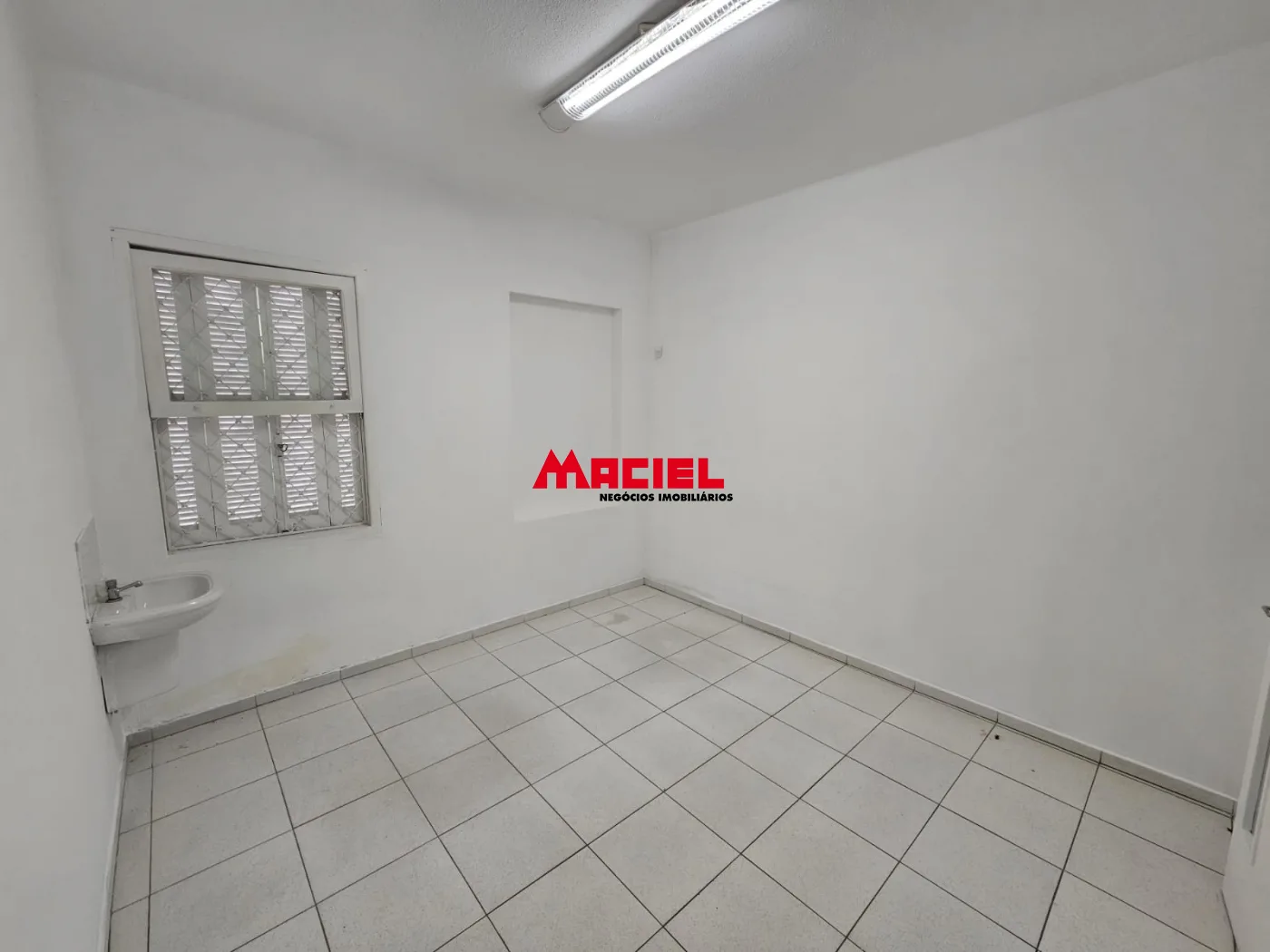 Alugar Comercial / Ponto Comercial em Jacare&iacute; R$ 26.000,00 - Foto 15