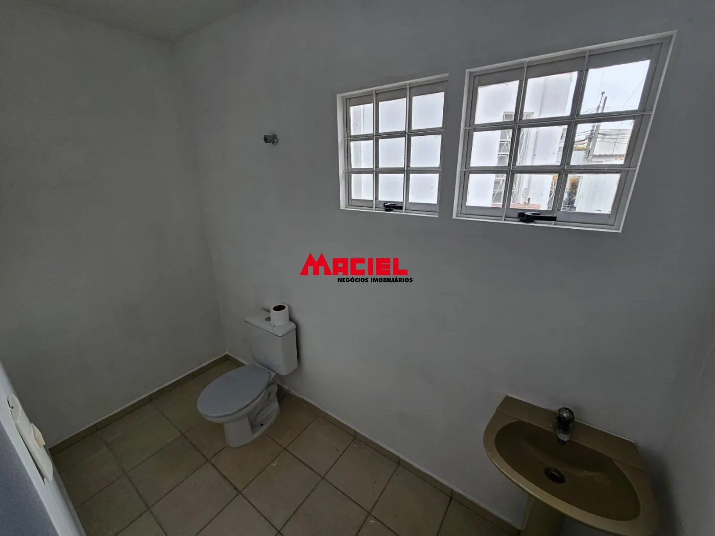 Alugar Comercial / Ponto Comercial em Jacare&iacute; R$ 26.000,00 - Foto 24