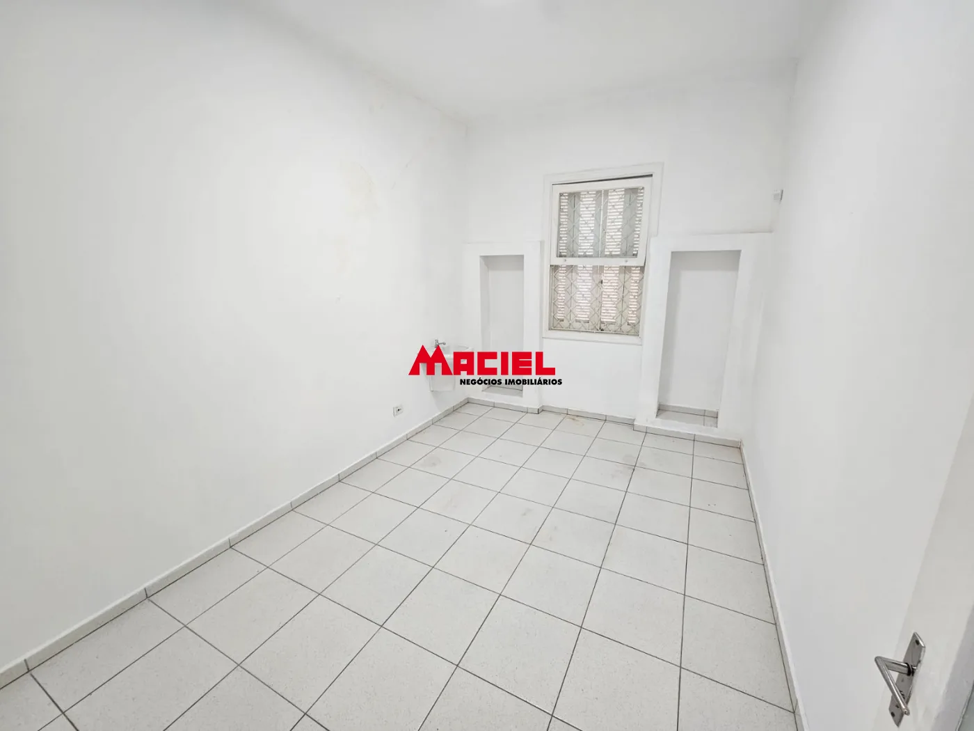 Alugar Comercial / Ponto Comercial em Jacare&iacute; R$ 26.000,00 - Foto 27