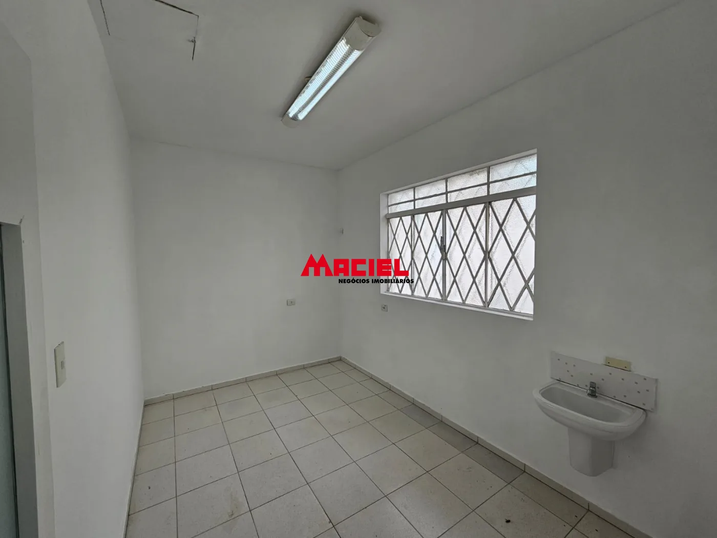 Alugar Comercial / Ponto Comercial em Jacare&iacute; R$ 26.000,00 - Foto 31