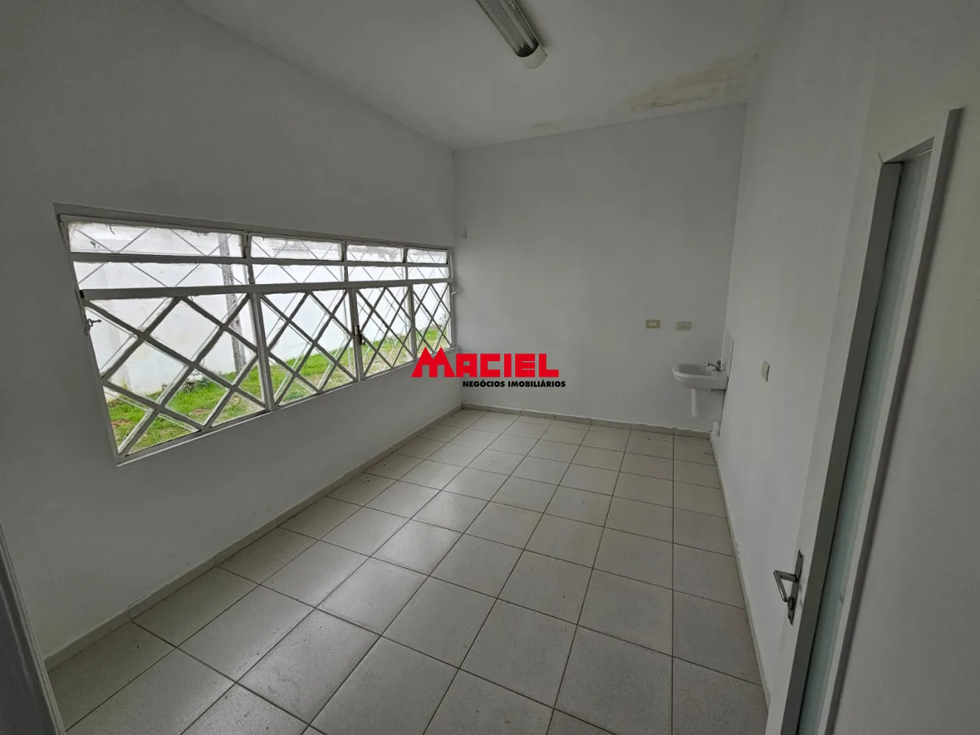 Alugar Comercial / Ponto Comercial em Jacare&iacute; R$ 26.000,00 - Foto 33