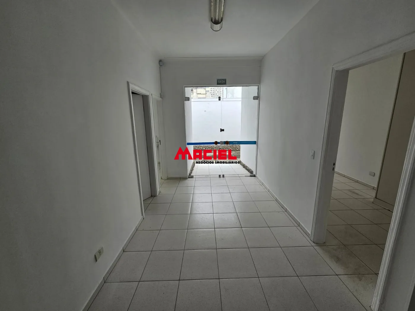 Alugar Comercial / Ponto Comercial em Jacare&iacute; R$ 26.000,00 - Foto 35
