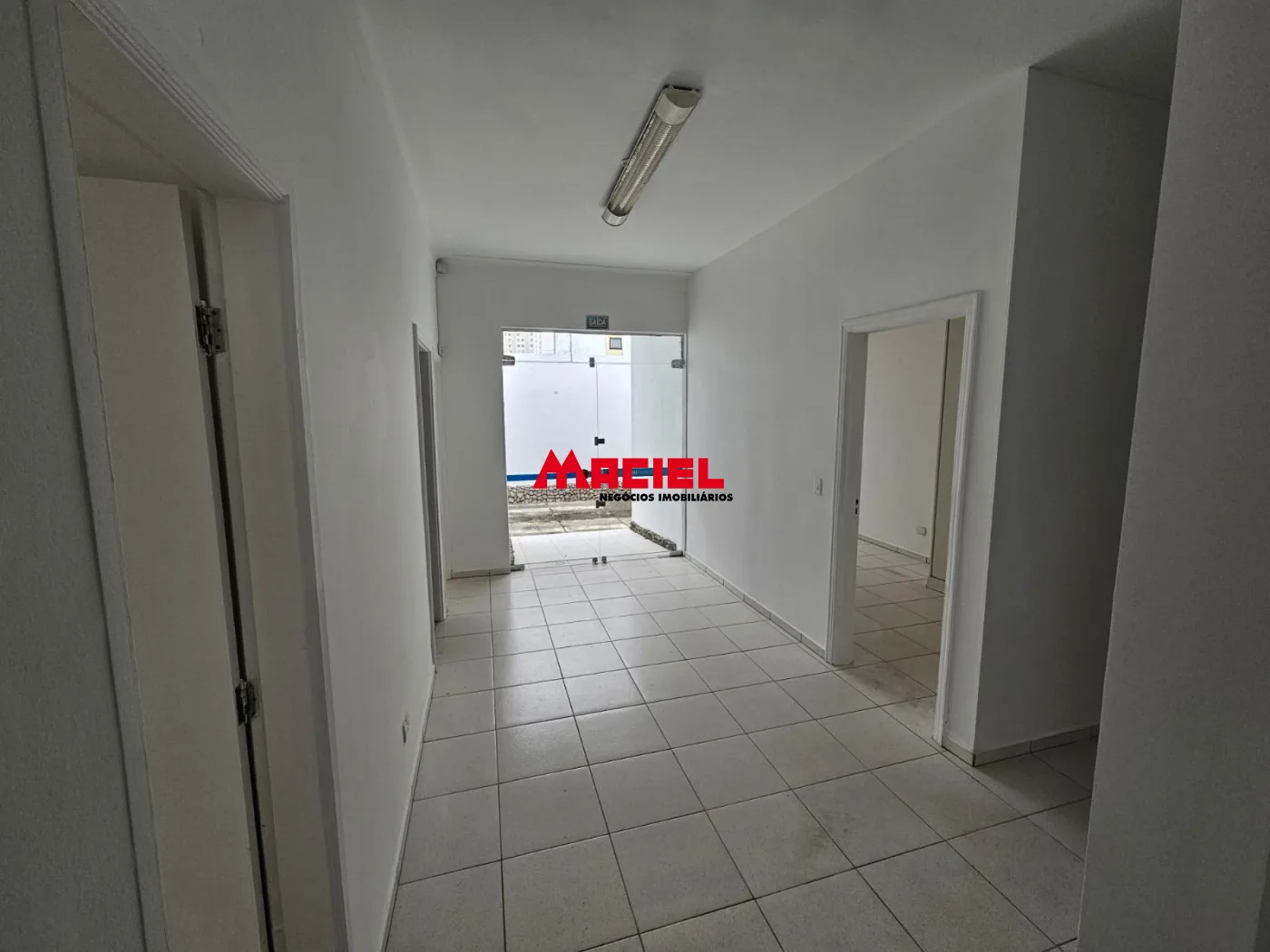 Alugar Comercial / Ponto Comercial em Jacare&iacute; R$ 26.000,00 - Foto 38