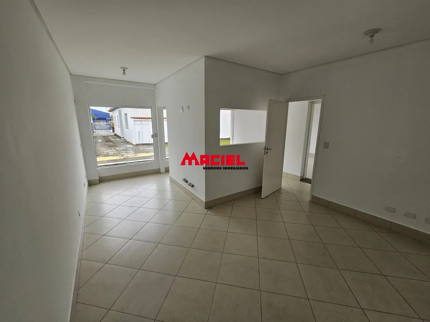 Alugar Comercial / Ponto Comercial em Jacare&iacute; R$ 26.000,00 - Foto 43