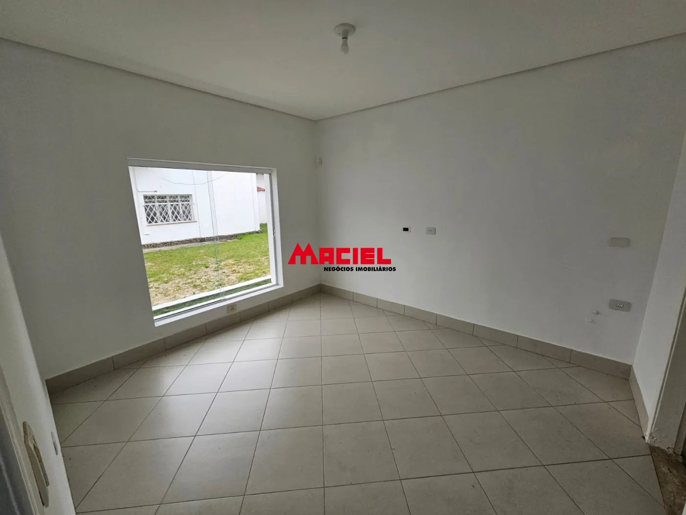 Alugar Comercial / Ponto Comercial em Jacare&iacute; R$ 26.000,00 - Foto 45