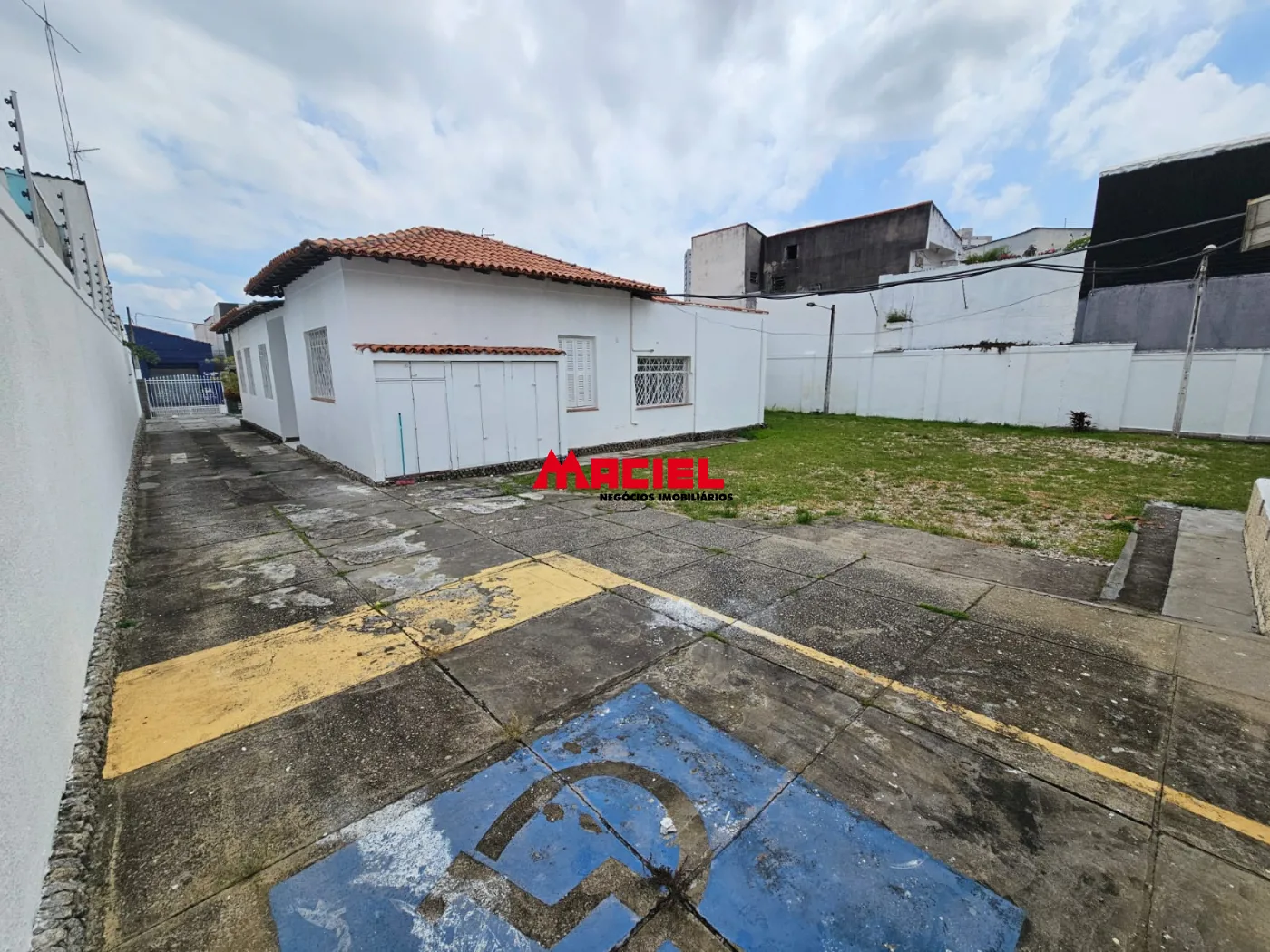 Alugar Comercial / Ponto Comercial em Jacare&iacute; R$ 26.000,00 - Foto 54