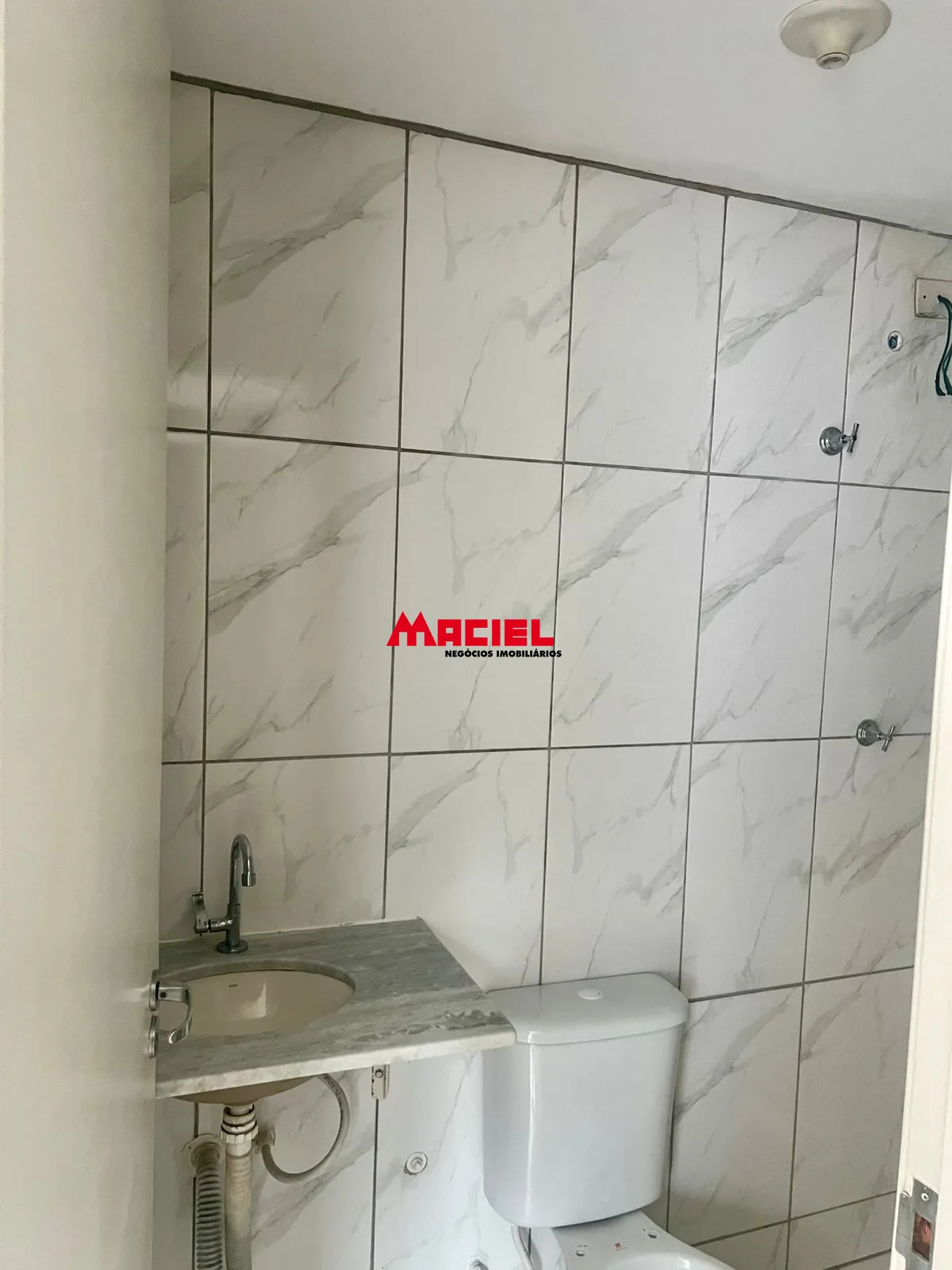 Comprar Apartamento / Padr&atilde;o em S&atilde;o Jos&eacute; dos Campos R$ 341.000,00 - Foto 5