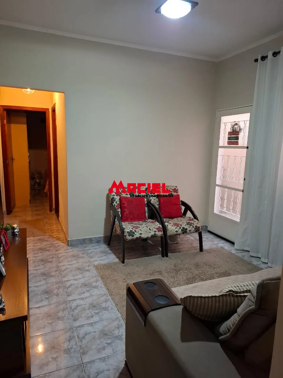Comprar Casa / Padr&atilde;o em S&atilde;o Jos&eacute; dos Campos R$ 395.000,00 - Foto 4