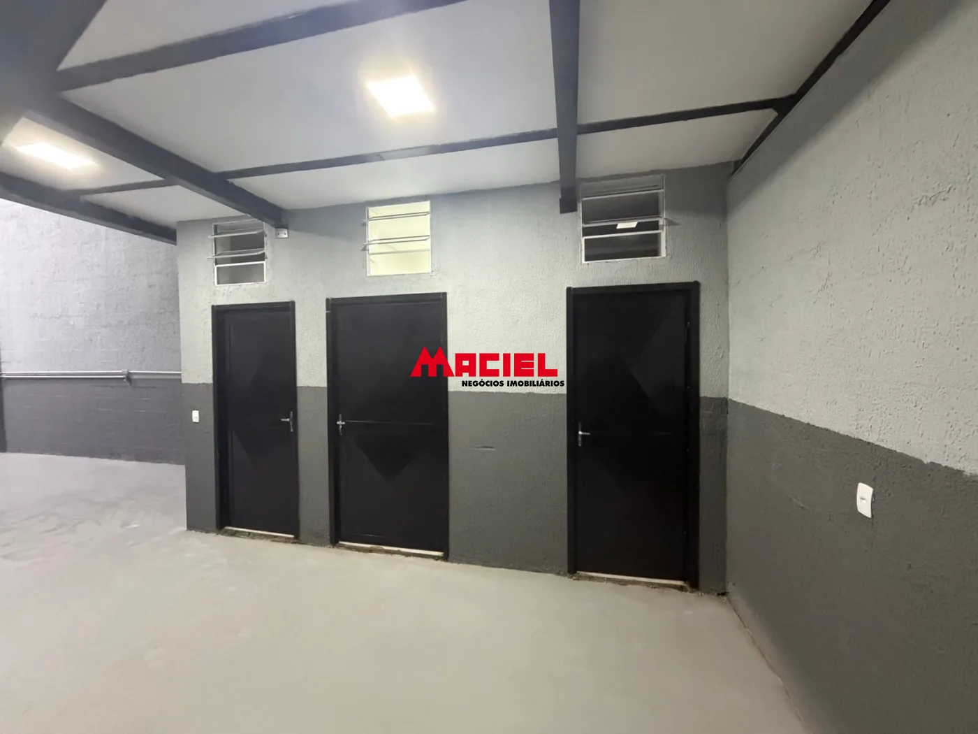 Alugar Comercial / Galp&atilde;o em S&atilde;o Jos&eacute; dos Campos R$ 9.000,00 - Foto 11