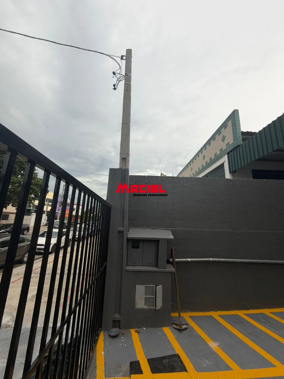 Alugar Comercial / Galp&atilde;o em S&atilde;o Jos&eacute; dos Campos R$ 9.000,00 - Foto 13