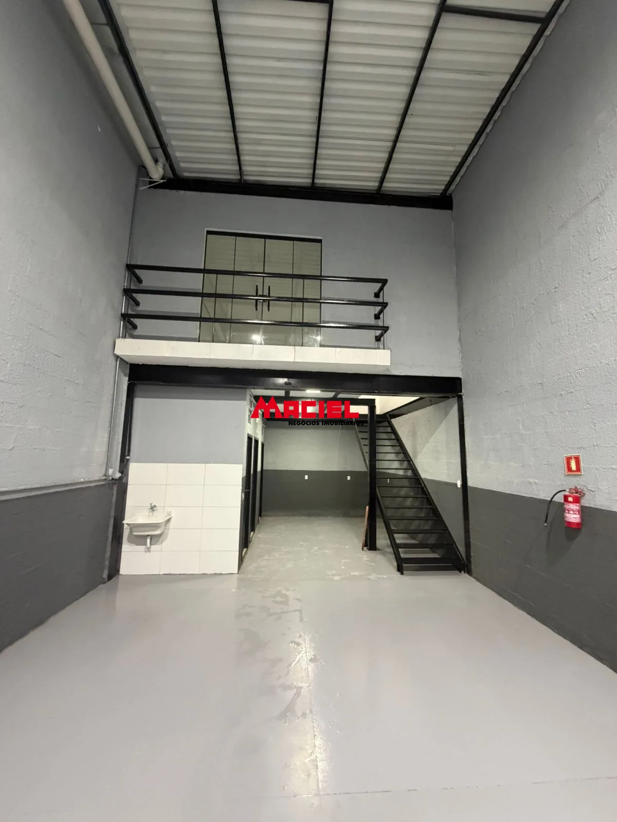 Alugar Comercial / Galp&atilde;o em S&atilde;o Jos&eacute; dos Campos R$ 9.000,00 - Foto 14