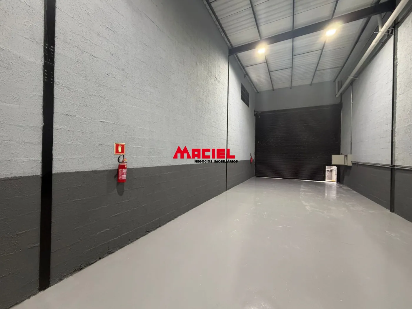 Alugar Comercial / Galp&atilde;o em S&atilde;o Jos&eacute; dos Campos R$ 9.000,00 - Foto 18