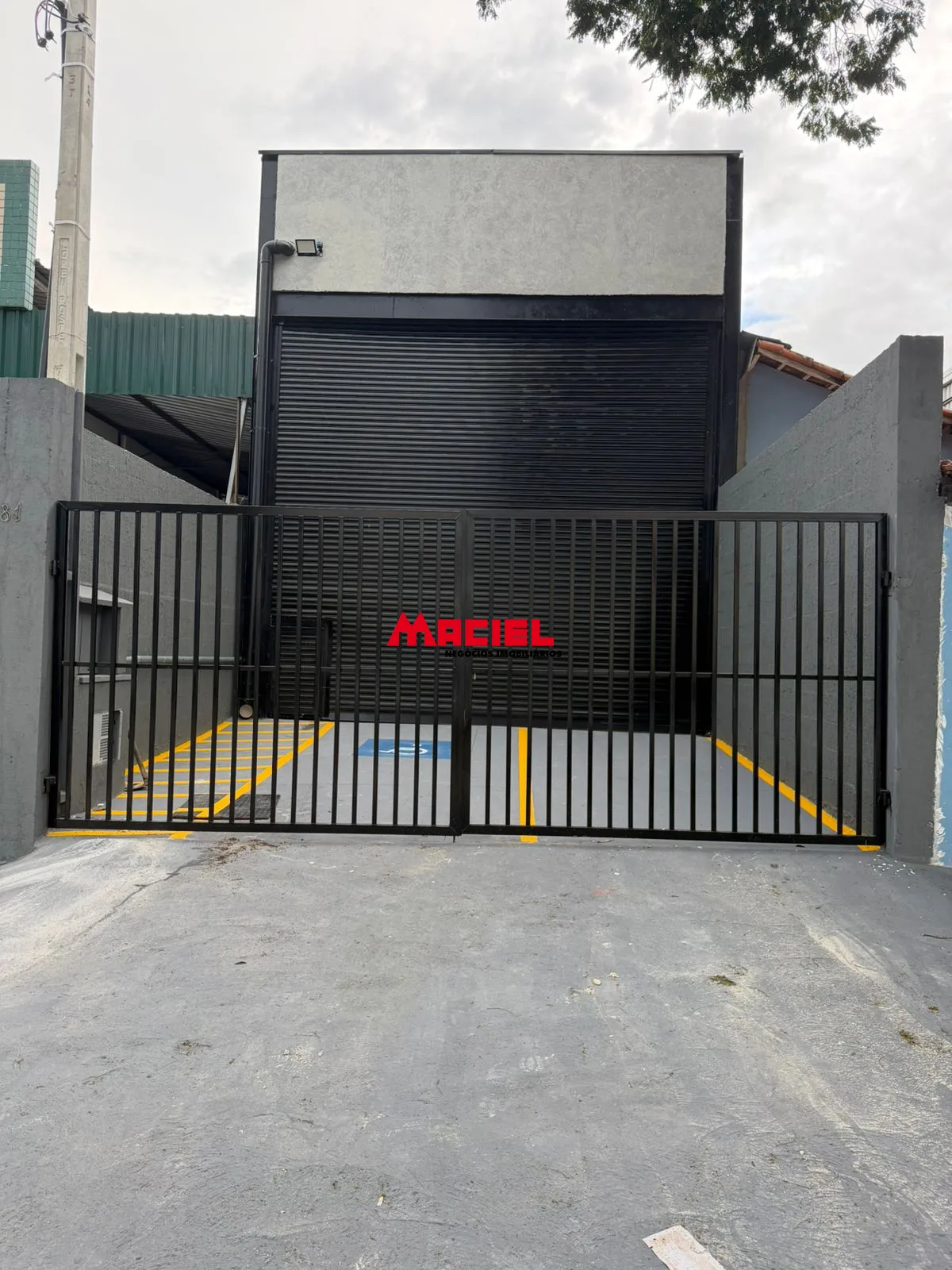 Alugar Comercial / Galp&atilde;o em S&atilde;o Jos&eacute; dos Campos R$ 9.000,00 - Foto 25
