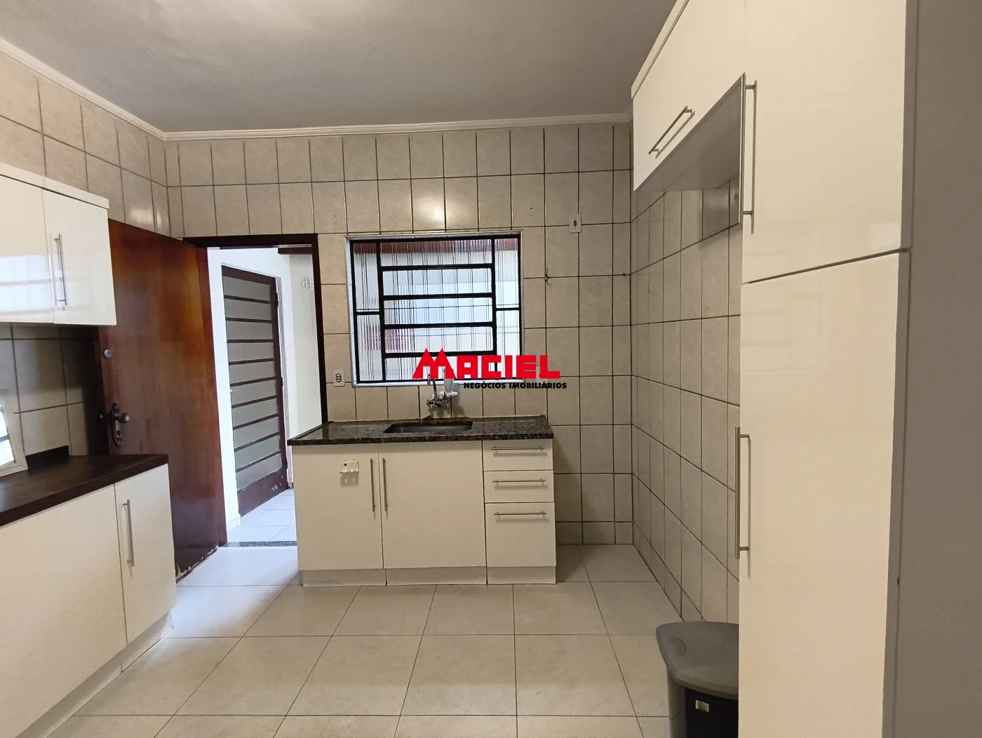 Comprar Casa / Padr&atilde;o em S&atilde;o Jos&eacute; dos Campos R$ 525.000,00 - Foto 2