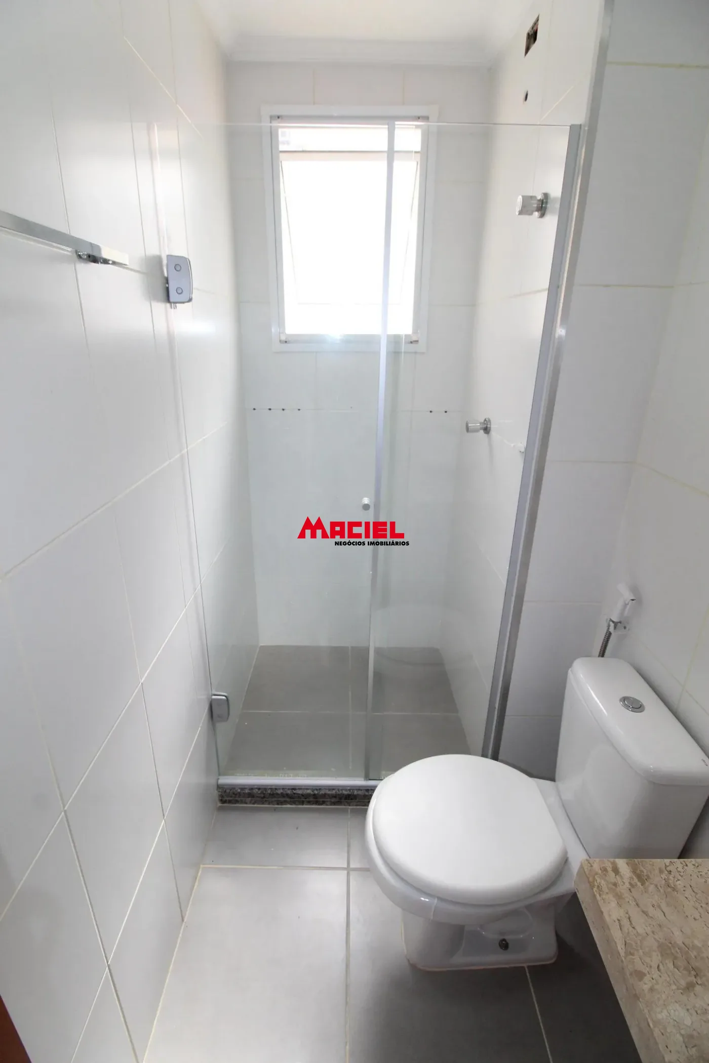 Alugar Apartamento / Padr&atilde;o em S&atilde;o Jos&eacute; dos Campos R$ 1.600,00 - Foto 9