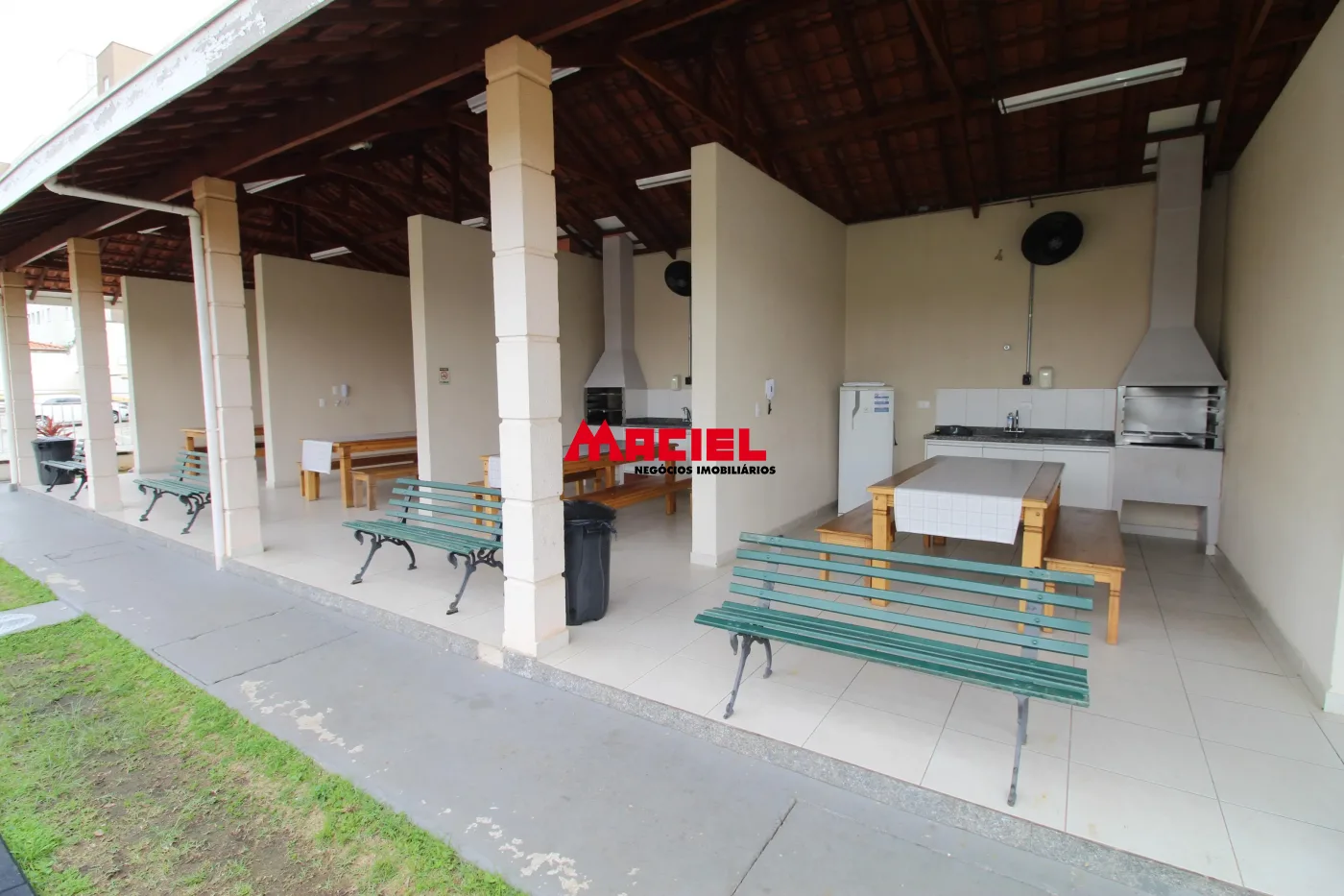 Alugar Apartamento / Padr&atilde;o em S&atilde;o Jos&eacute; dos Campos R$ 1.600,00 - Foto 34